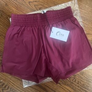 Zyia Pinot Finesse Shorts